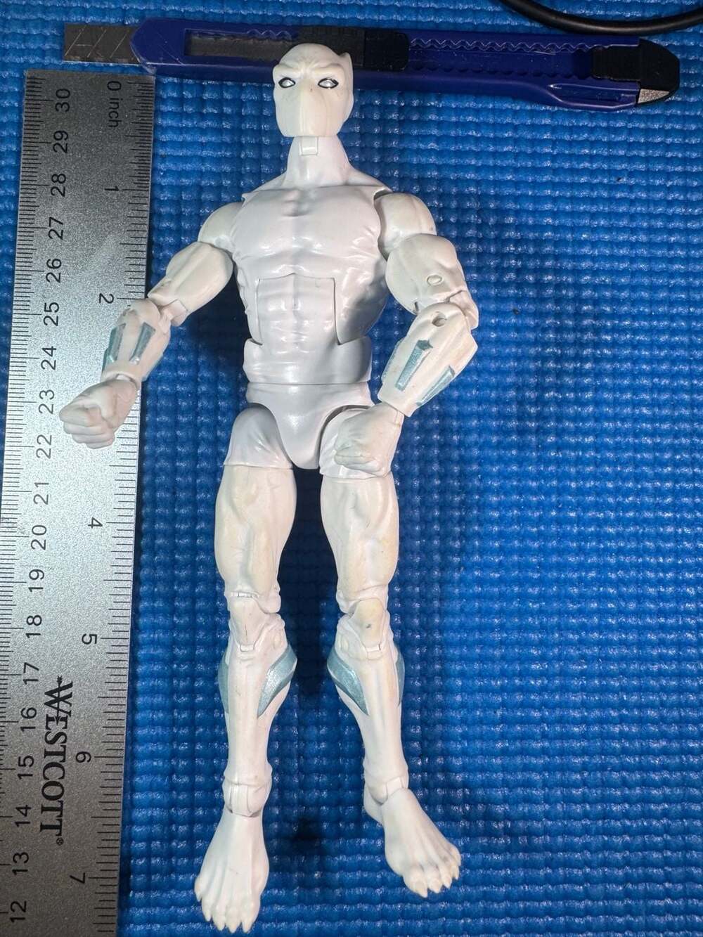 Marvel Legends Hatut Zeraze Action Figure 6 Inch White